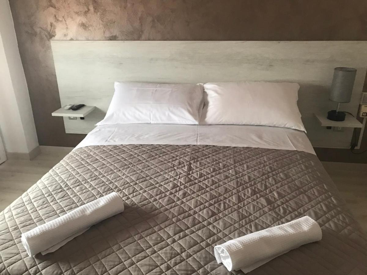 Albergo Ristorante Uspa Gorino Ferrarese Bagian luar foto